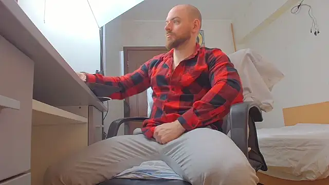 Ryanstone  online show from 3, 4, 2026