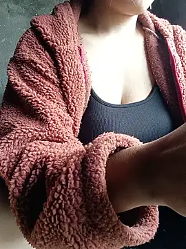 Snapshot of Sara_pusyy chatting on 17, 6, 2026 Sara pusyy online show from 17, 6, 2026