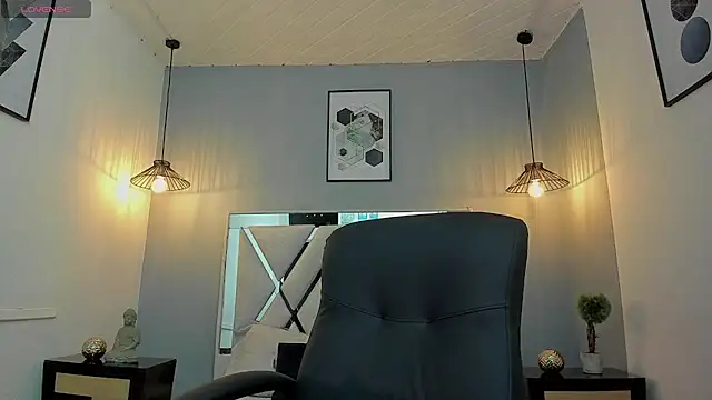 zoe-moreau online show from 26, 3, 2026