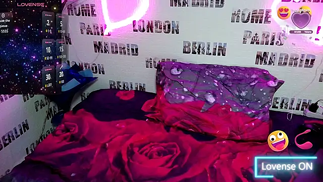 Bya hootgyrl1 online show from 6, 1, 2026