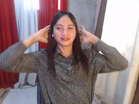 urnaughty cris online show from 4, 11, 2025