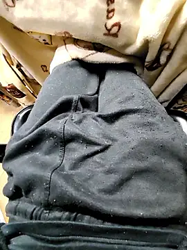 yuyuyu23565 online show from 14, 11, 2025