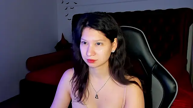 SaraDenars online show from 11, 11, 2025