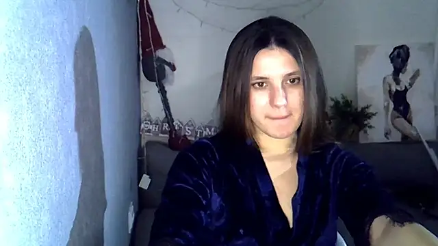 KiraHoney online show from 13, 12, 2025