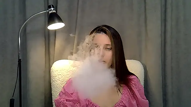 Snapshot of KiraHoney chatting on 23, 6, 2026 KiraHoney online show from 23, 6, 2026