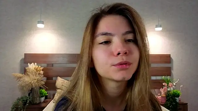 Snapshot of MargieDavidson chatting on 9, 2, 2026 MargieDavidson online show from 9, 2, 2026