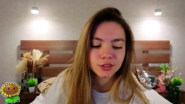 Snapshot of MargieDavidson chatting on 16, 2, 2026 MargieDavidson online show from 16, 2, 2026