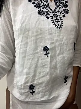 DIVA-8 online show from 3, 11, 2025