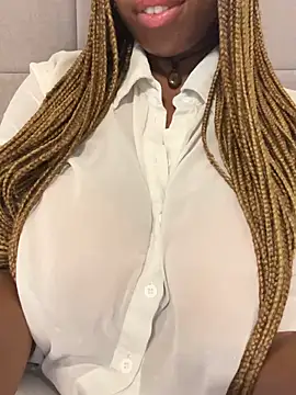 Snapshot of Naughty_JessieX chatting on 4, 11, 2025 Naughty JessieX online show from 4, 11, 2025