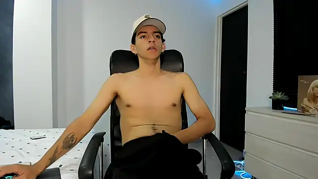 Snapshot of _rhys_jagger chatting on 9, 11, 2025 rhys jagger online show from 9, 11, 2025