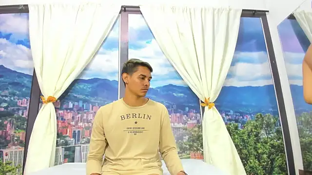 KiraFox1 online show from 4, 3, 2026