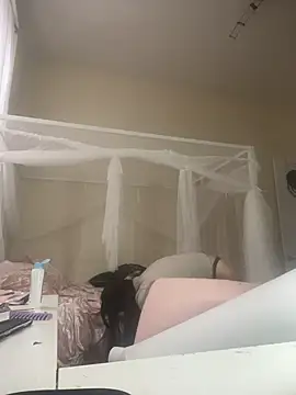 baeezzyy online show from 5, 12, 2025