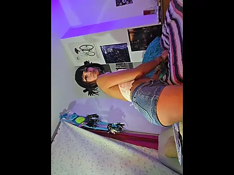 Lila bratzz online show from 5, 11, 2025