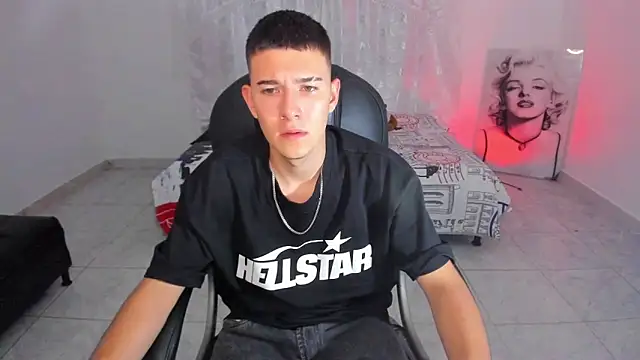 Aleck Boy online show from 3, 12, 2025