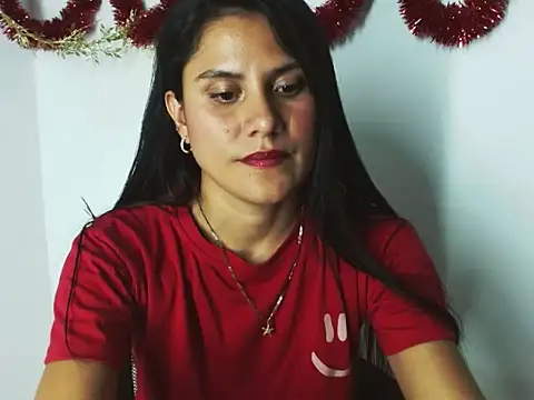 Snapshot of rosmery_skinny chatting on 15, 11, 2025 rosmery skinny online show from 15, 11, 2025