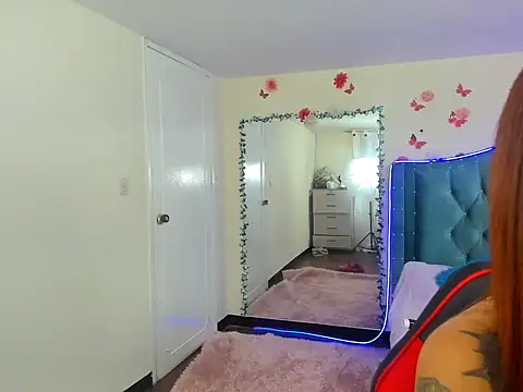 Aurora sky9 online show from 6, 1, 2026