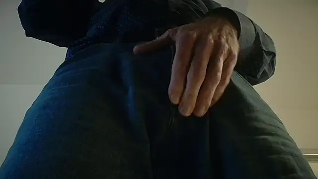 Snapshot of centerfieldshow chatting on 25, 2, 2026 centerfieldshow online show from 25, 2, 2026