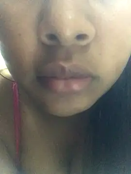 Snapshot of _Johana_ chatting on 5, 11, 2025 Johana online show from 5, 11, 2025