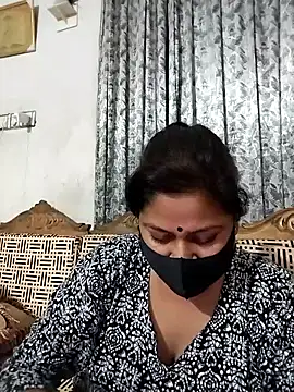 Snapshot of munni-506 chatting on 23, 4, 2026 munni-506 online show from 23, 4, 2026