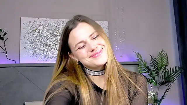 Snapshot of AnabeleBliss chatting on 7, 7, 2026 AnabeleBliss online show from 7, 7, 2026