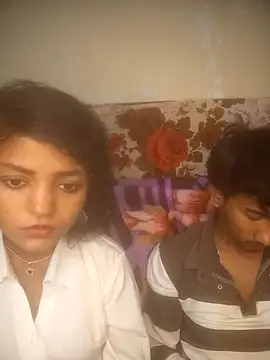 Snapshot of Freakingromance chatting on 5, 3, 2026 Freakingromance online show from 5, 3, 2026