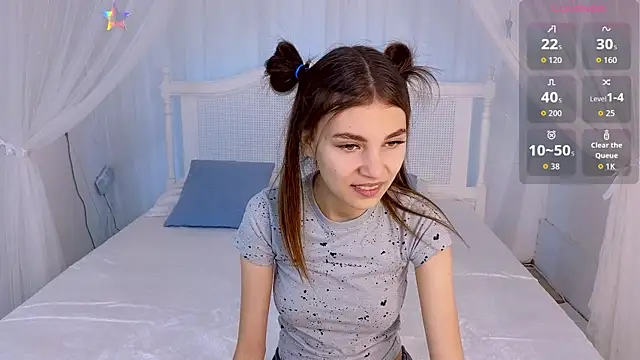 Little  Lunaa online show from 7, 4, 2026