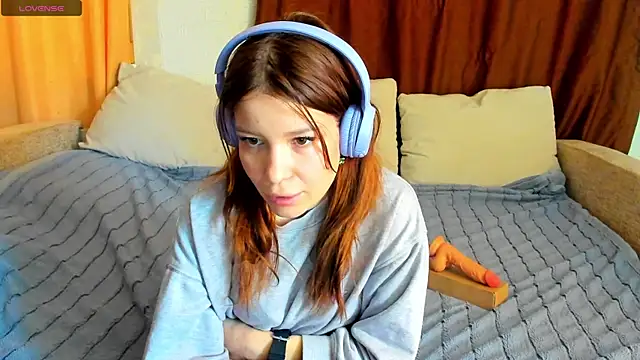 Eva purrr  online show from 10, 3, 2026