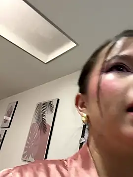 violettabond online show from 8, 1, 2026