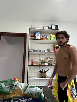 Snapshot of guipariss chatting on 13, 11, 2025 guipariss online show from 13, 11, 2025