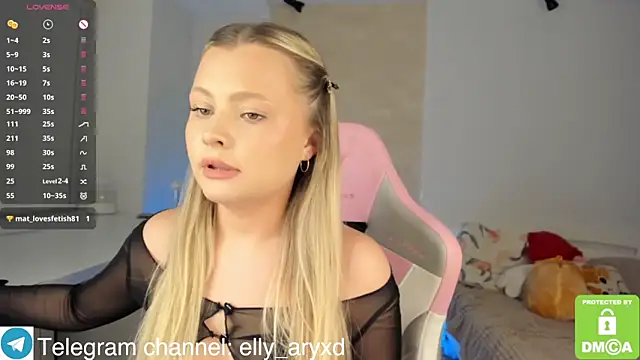 Snapshot of elly_aryxd chatting on 10, 11, 2025 elly aryxd online show from 10, 11, 2025