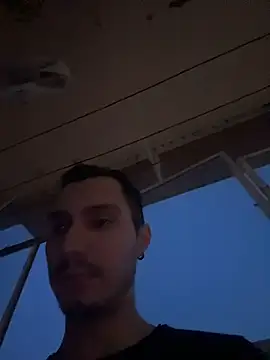 mihneaxxx online show from 7, 3, 2026