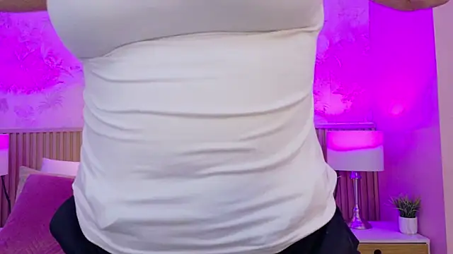 ValeriaMonet online show from 21, 4, 2026