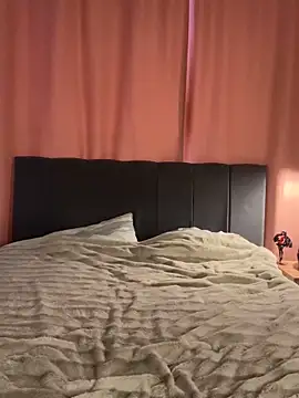 Snapshot of Meow_mere chatting on 13, 11, 2025 Meow mere online show from 13, 11, 2025