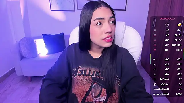 Snapshot of emma_connor1 chatting on 24, 11, 2025 emma connor1 online show from 24, 11, 2025