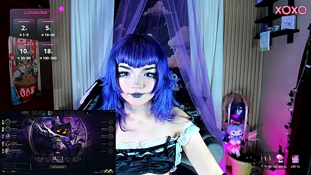 Snapshot of ravencollen chatting on 18, 7, 2026 ravencollen online show from 18, 7, 2026