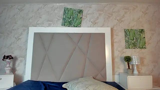 Madhison 5 online show from 12, 1, 2026