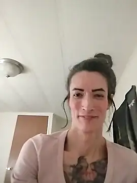 Applecandy3 online show from 9, 11, 2025