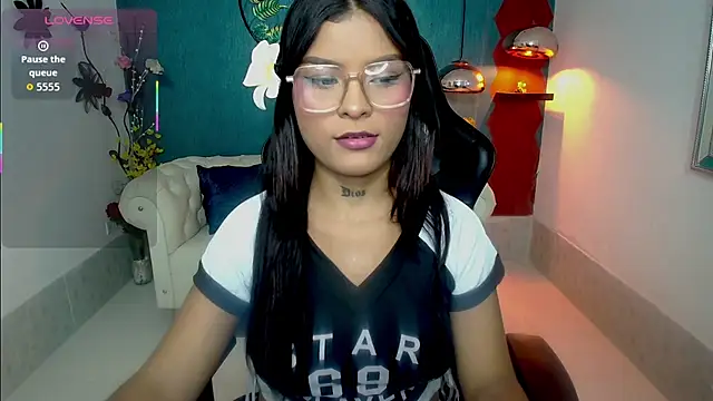 Scandarkmarie online show from 18, 11, 2025