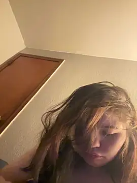 juicygoth202 online show from 11, 3, 2026