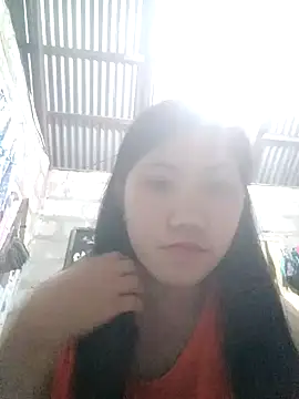 Snapshot of JuicyKittie20 chatting on 5, 11, 2025 JuicyKittie20 online show from 5, 11, 2025