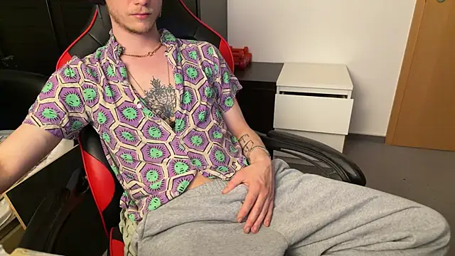 cutiebishy online show from 22, 5, 2026