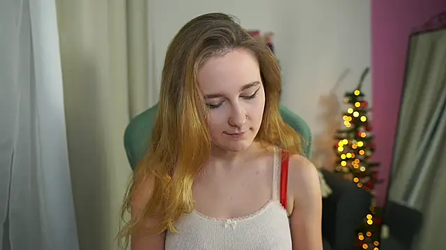 glossy babe  online show from 19, 12, 2025