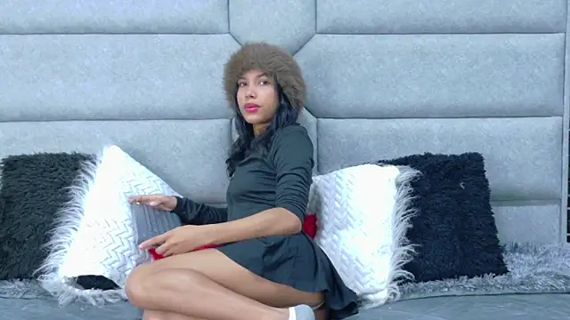 EsmeraldaBlake online show from 13, 3, 2026