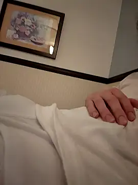 Snapshot of Elieantte chatting on 7, 11, 2025 Elieantte online show from 7, 11, 2025