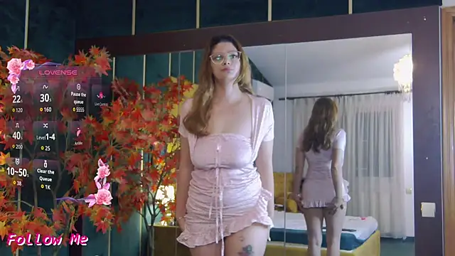 Snapshot of DiamondAlena chatting on 7, 11, 2025 DiamondAlena online show from 7, 11, 2025