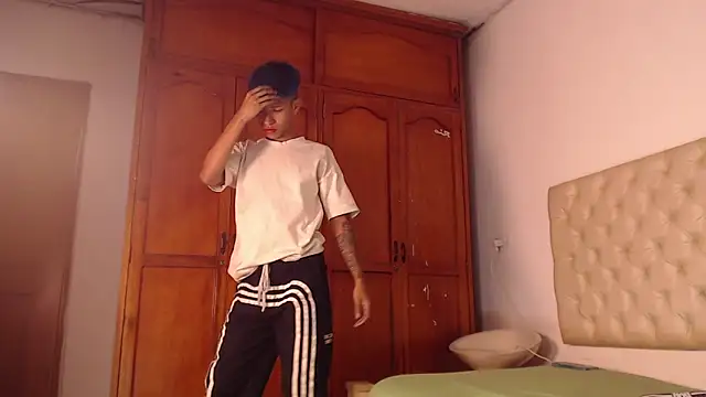 Tessachains 2  online show from 12, 2, 2026