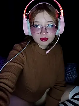 Snapshot of Michi_sauria1 chatting on 19, 11, 2025 Michi sauria1 online show from 19, 11, 2025