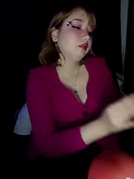 Snapshot of Michi_sauria1 chatting on 21, 11, 2025 Michi sauria1 online show from 21, 11, 2025