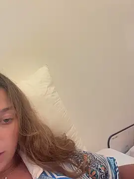 lounaaxangel online show from 11, 4, 2026