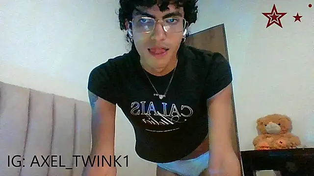 axel love13 online show from 13, 1, 2026